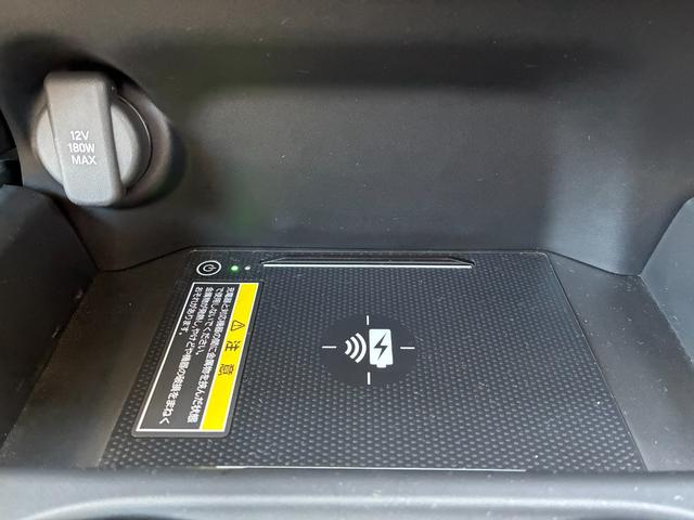 ＺＲ－Ｖ ｅ：ＨＥＶＺ　純正コネクトナビ　ＡＭ　ＦＭ　フルセグ　Ｂｌｕｅｔｏｏｔｈ　バックカメラ　マルチビューカメラ　フルオートエアコン　純正ドラレコ　ＥＴＣ　シートヒーター　パワーテールゲート　ステアリングヒーター（23枚目）