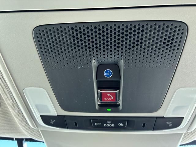 ＺＲ－Ｖ ｅ：ＨＥＶＺ　純正コネクトナビ　ＡＭ　ＦＭ　フルセグ　Ｂｌｕｅｔｏｏｔｈ　バックカメラ　マルチビューカメラ　フルオートエアコン　純正ドラレコ　ＥＴＣ　シートヒーター　パワーテールゲート　ステアリングヒーター（28枚目）