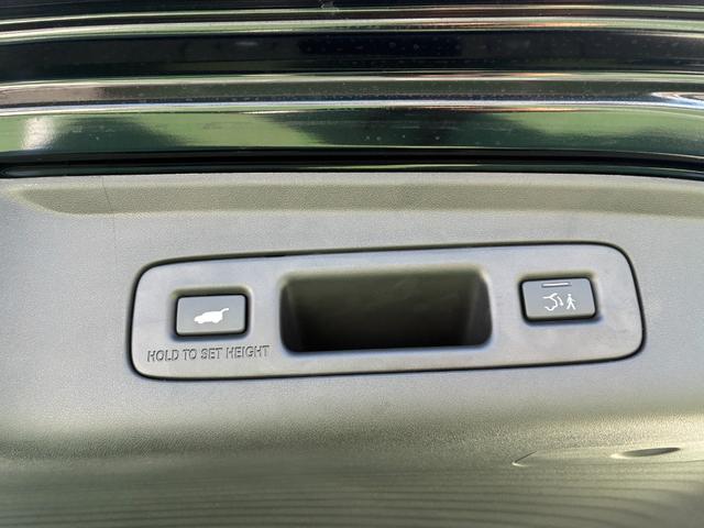 ＺＲ－Ｖ ｅ：ＨＥＶＺ　純正コネクトナビ　ＡＭ　ＦＭ　フルセグ　Ｂｌｕｅｔｏｏｔｈ　バックカメラ　マルチビューカメラ　フルオートエアコン　純正ドラレコ　ＥＴＣ　シートヒーター　パワーテールゲート　ステアリングヒーター（42枚目）