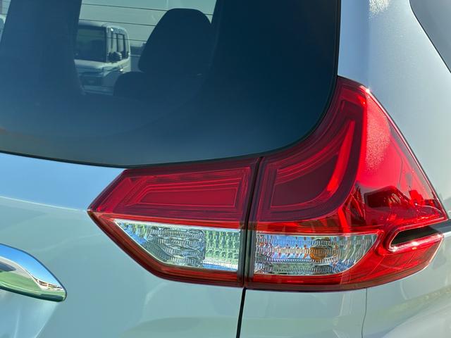 フリード Ｇ　純正７インチナビ　ＣＤ　ＤＶＤ　ＡＭ　ＦＭ　フルセグ　ミュージックラック　Ｂｌｕｅｔｏｏｔｈ　バックカメラ　フルオートエアコン　シートヒーター　両側電動パワースライドドア　後席サンシェード　ドラレコ（40枚目）