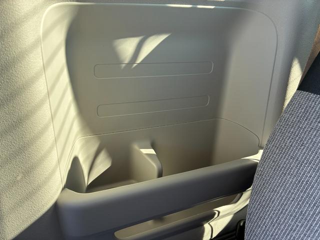 N-BOX ベースグレード 元試乗車 純正ナビ AM FM フルセグ Bluetooth フルオートエアコン シートヒーター ETC バックカメラ ドラレコ前後 両側電動パワースライドドア(38枚目)