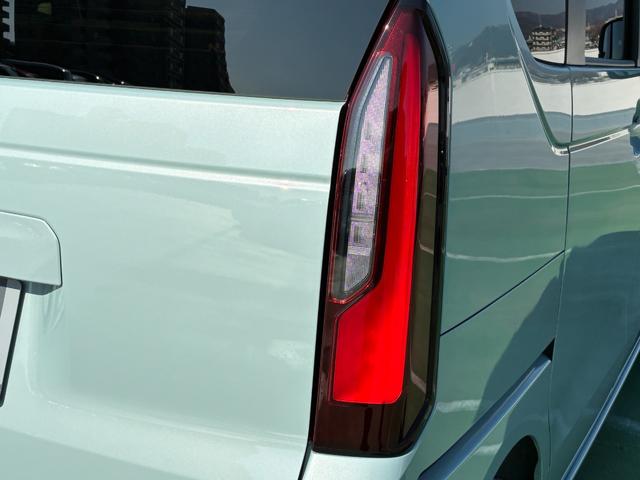 N-BOX ベースグレード 元試乗車 純正ナビ AM FM フルセグ Bluetooth フルオートエアコン シートヒーター ETC バックカメラ ドラレコ前後 両側電動パワースライドドア(42枚目)