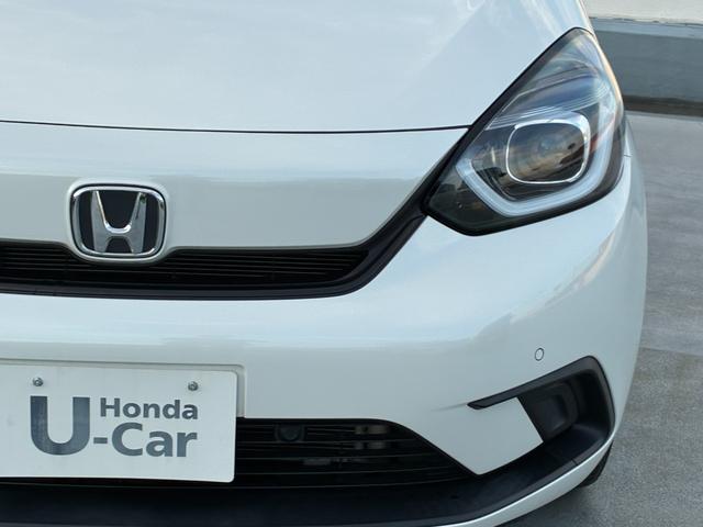 フィット ベーシック　純正ナビ　ＣＤ　ＤＶＤ　ＡＭ　ＦＭ　ＴＶフルセグ　ミュージックラック　Ｂｌｕｅｔｏｏｔｈ　バックカメラ　ブレーキホールド　フルオートエアコン　ＡＣＣ　ＥＴＣ（35枚目）