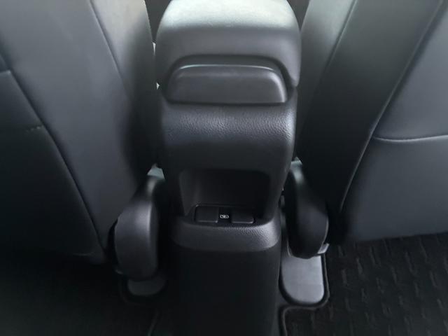 フィット ｅ：ＨＥＶホーム　純正ナビ　ＣＤ　ＤＶＤ　ＡＭ　ＦＭ　ＴＶ　Ｂｌｕｅｔｏｏｔｈ　バックカメラ　ＥＴＣ（32枚目）