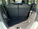 フル乗車時でも十分な荷室です!