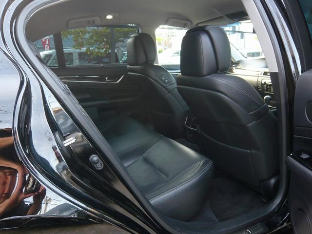ＧＳ ＧＳ４５０ｈ　バージョンＬ　２０ＡＷ　イデアルトゥルーヴァ車高調　後期仕様　エアロ　３眼ＬＥＤヘッドライト　黒本革シート　ドライバーモニターカメラ　フルセグＴＶ　バックカメラ　Ｂｌｕｅｔｏｏｔｈ接続（18枚目）