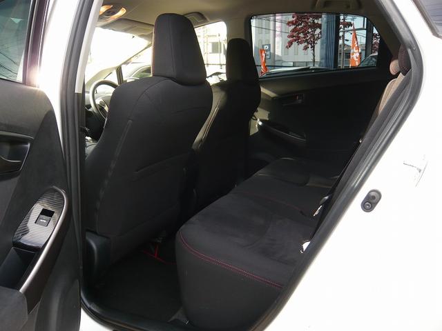 プリウス Ｓツーリングセレクション・Ｇ’ｓ　１８ＡＷ　ストラーダナビ　フルセグＴＶ　Ｂｌｕｅｔｏｏｔｈ接続　バックカメラ（16枚目）