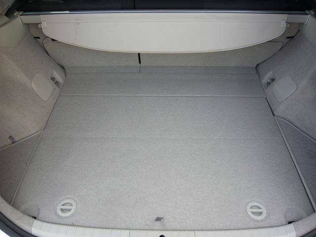 プリウス Ｓツーリングセレクション・Ｇ’ｓ　１８ＡＷ　ストラーダナビ　フルセグＴＶ　Ｂｌｕｅｔｏｏｔｈ接続　バックカメラ（18枚目）