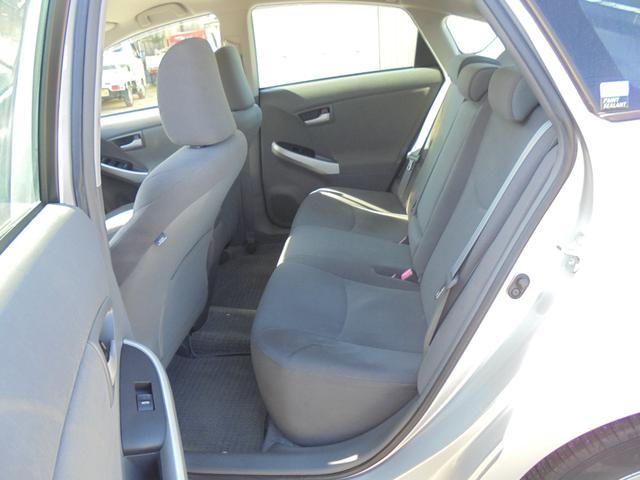 プリウス Ｓ（2枚目）