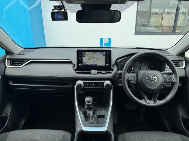 ＲＡＶ４ Ｘ　純正ディスプレイオーディオ　ナビ付　ＥＴＣ　バックカメラ　電動パーキングブレーキ　ステアリングスイッチ　クルーズコントロール　ドライブレコーダー　オートリトラミラー　ワンオーナー車（17枚目）