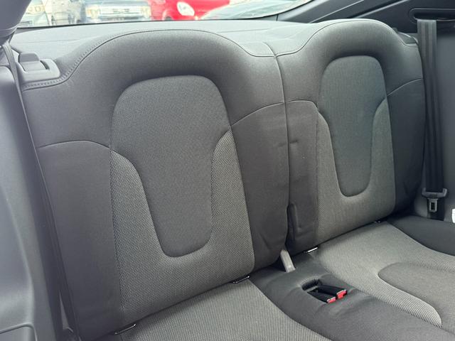 ＴＴクーペ １．８ＴＦＳＩ　純正ナビ　ＥＴＣ　バックカメラ　電動リアウイング　オートライト　横滑り防止装置　パドルシフト　ステアリングスイッチ　フルセグ視聴　Ｂｌｕｅｔｏｏｔｈ接続（18枚目）
