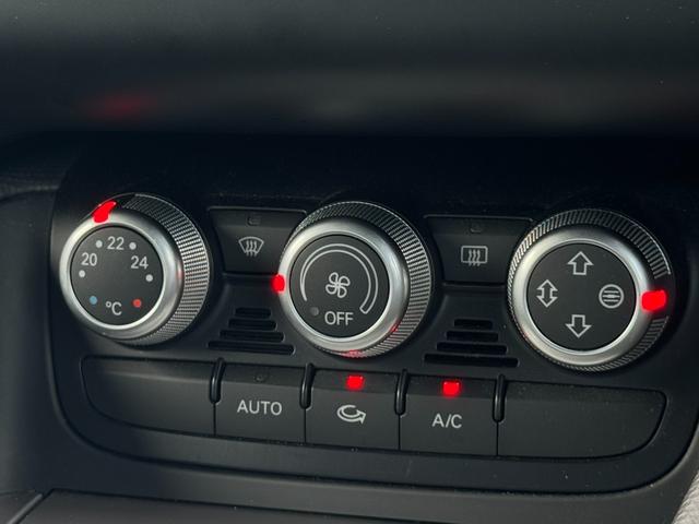 ＴＴクーペ １．８ＴＦＳＩ　純正ナビ　ＥＴＣ　バックカメラ　電動リアウイング　オートライト　横滑り防止装置　パドルシフト　ステアリングスイッチ　フルセグ視聴　Ｂｌｕｅｔｏｏｔｈ接続（31枚目）