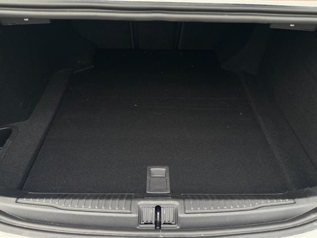 ジュリア ベースグレード　ＣＡＲ　ＰＬＡＹ接続　ＥＴＣ　バックカメラ　アイドリングストップ　ステアリングスイッチ　クルーズコントロール　プッシュスタート　Ｂｌｕｅｔｏｏｔｈ接続（24枚目）
