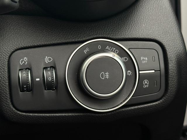 ジュリア ベースグレード　ＣＡＲ　ＰＬＡＹ接続　ＥＴＣ　バックカメラ　アイドリングストップ　ステアリングスイッチ　クルーズコントロール　プッシュスタート　Ｂｌｕｅｔｏｏｔｈ接続（27枚目）