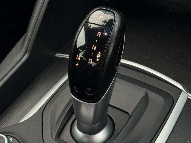 ジュリア ベースグレード　ＣＡＲ　ＰＬＡＹ接続　ＥＴＣ　バックカメラ　アイドリングストップ　ステアリングスイッチ　クルーズコントロール　プッシュスタート　Ｂｌｕｅｔｏｏｔｈ接続（33枚目）