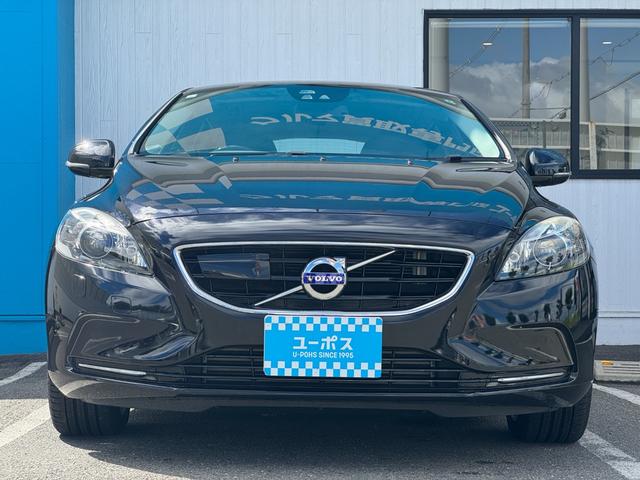 Ｖ４０ Ｔ４　ＳＥ　純正ナビ　ＥＴＣ　バックカメラ　プッシュスタート　アイドリングストップ　フルセグ視聴　シートヒーター　本革シート（4枚目）