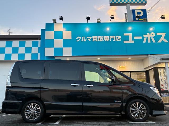 セレナ ライダーブラックラインＳ－ＨＶアドバンスドセーフティ　純正ナビ（フルセグ）両側電動スライドドア　プッシュスタート　クルーズコントロール　インテリジェントミラー　全方位カメラ　レーンキープアシスト　衝突軽減ブレーキ　インテリジェントキー　ＥＴＣ（6枚目）