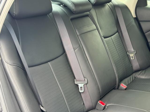 フーガ ３７０ＧＴ　タイプＳ　純正ナビ　ＥＴＣ　全方位カメラ　本革シート　プッシュスタート　シートヒーター　シートクーラー　ドライブレコーダー　ステアリングスイッチ　クルーズコントロール（22枚目）