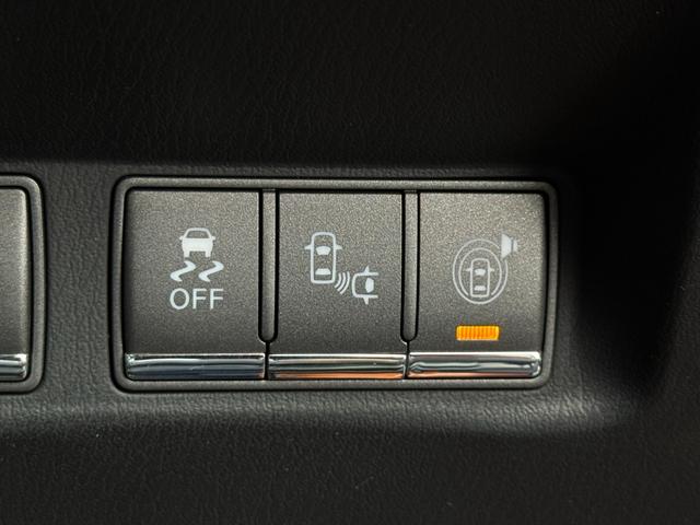 フーガ ３７０ＧＴ　タイプＳ　純正ナビ　ＥＴＣ　全方位カメラ　本革シート　プッシュスタート　シートヒーター　シートクーラー　ドライブレコーダー　ステアリングスイッチ　クルーズコントロール（27枚目）