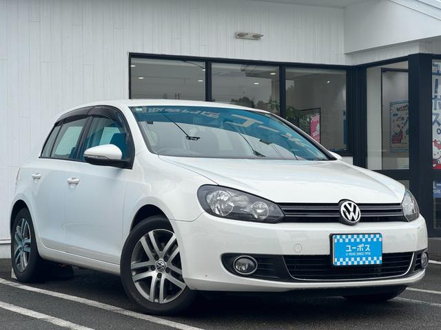 ゴルフ ＴＳＩコンフォートライン　純正ナビ　ＥＴＣ　バックカメラ　ワイヤレスキー　横滑り防止装置　オートヘッドライト　純正アルミホイール　ワンオーナー車（5枚目）
