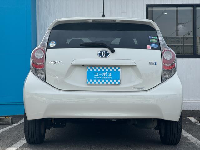 アクア Ｓ　純正ナビ　ＥＴＣ　バックカメラ　プッシュスタート　ステアリングスイッチ　ＬＥＤヘッドライト　シートヒーター　ナノイー　フルセグ視聴　Ｂｌｕｅｔｏｏｔｈ接続　ワンオーナー車（8枚目）