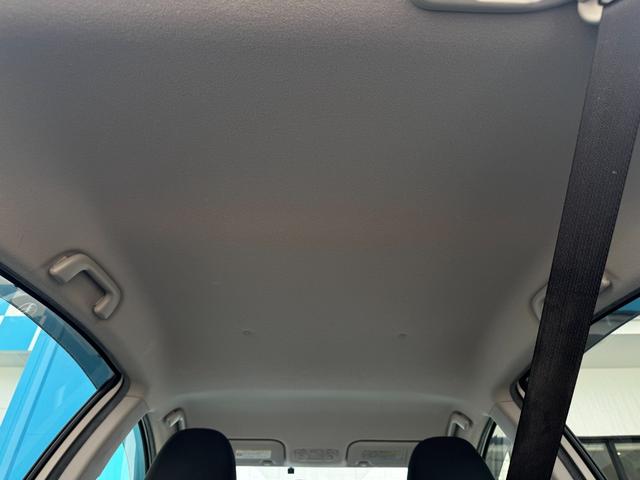 アクア Ｓ　純正ナビ　ＥＴＣ　バックカメラ　プッシュスタート　ステアリングスイッチ　ＬＥＤヘッドライト　シートヒーター　ナノイー　フルセグ視聴　Ｂｌｕｅｔｏｏｔｈ接続　ワンオーナー車（26枚目）