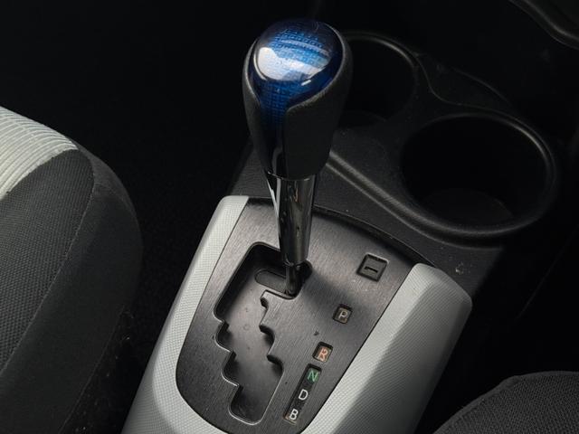 アクア Ｓ　純正ナビ　ＥＴＣ　バックカメラ　プッシュスタート　ステアリングスイッチ　ＬＥＤヘッドライト　シートヒーター　ナノイー　フルセグ視聴　Ｂｌｕｅｔｏｏｔｈ接続　ワンオーナー車（36枚目）