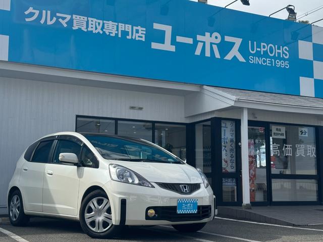 フィット Ｘ　クルーズコントロール　シートヒーター　サンルーフ　スマートキー　ワンオーナー車（2枚目）