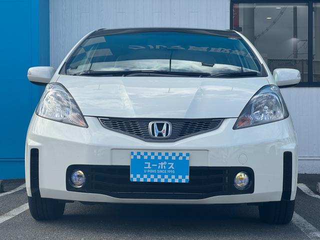 フィット Ｘ　クルーズコントロール　シートヒーター　サンルーフ　スマートキー　ワンオーナー車（4枚目）