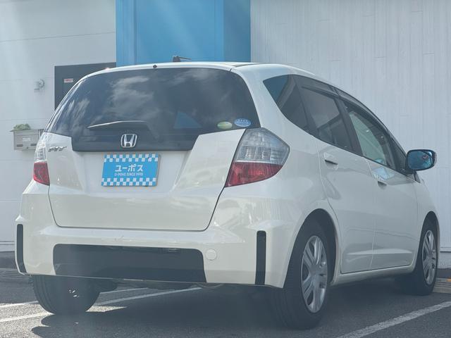 フィット Ｘ　クルーズコントロール　シートヒーター　サンルーフ　スマートキー　ワンオーナー車（7枚目）