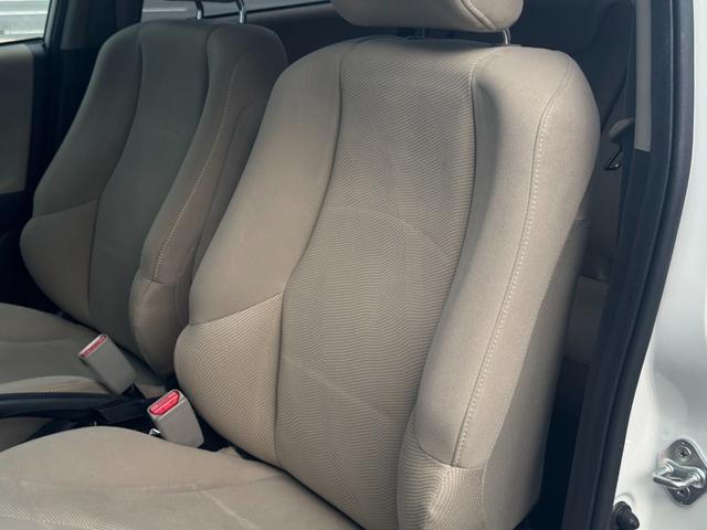 フィット Ｘ　クルーズコントロール　シートヒーター　サンルーフ　スマートキー　ワンオーナー車（14枚目）