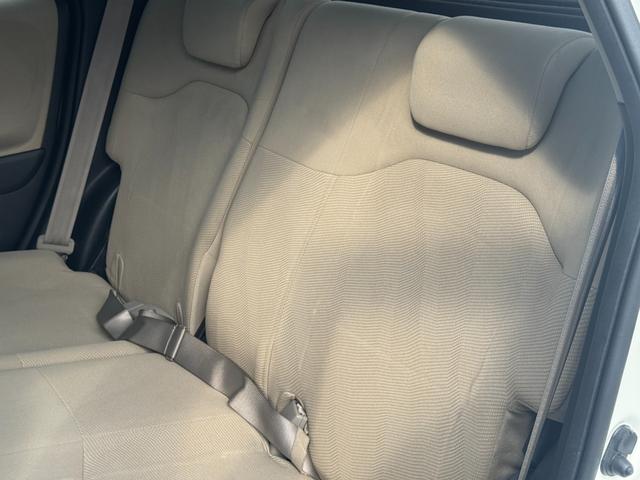 フィット Ｘ　クルーズコントロール　シートヒーター　サンルーフ　スマートキー　ワンオーナー車（19枚目）