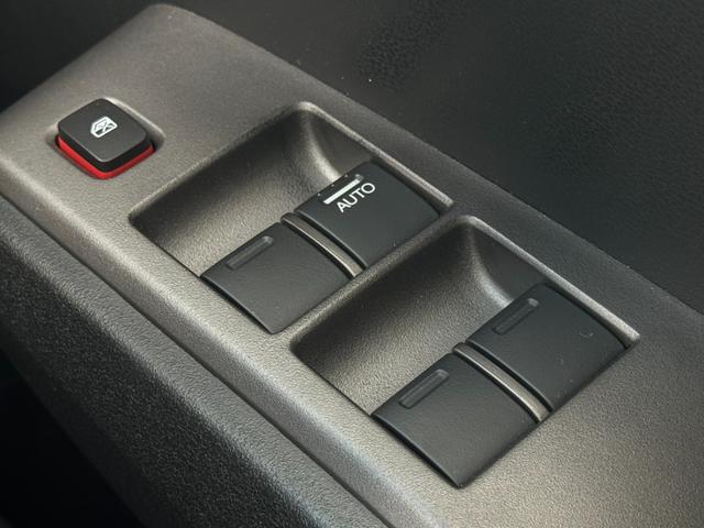 フィット Ｘ　クルーズコントロール　シートヒーター　サンルーフ　スマートキー　ワンオーナー車（22枚目）