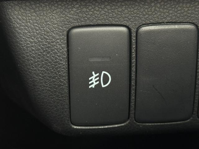 フィット Ｘ　クルーズコントロール　シートヒーター　サンルーフ　スマートキー　ワンオーナー車（24枚目）