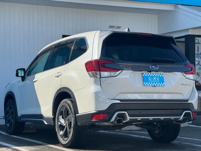 フォレスター スポーツ　ダイアトーンナビ　ＥＴＣ　バックカメラ　サイドカメラ　フロントカメラ　ハーフレザーシート　デジタルインナーミラー　全席シートヒーター　電動パーキングブレーキ　フルセグ視聴　Ｂｌｕｅｔｏｏｔｈ接続（9枚目）