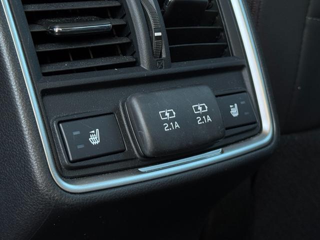 フォレスター スポーツ　ダイアトーンナビ　ＥＴＣ　バックカメラ　サイドカメラ　フロントカメラ　ハーフレザーシート　デジタルインナーミラー　全席シートヒーター　電動パーキングブレーキ　フルセグ視聴　Ｂｌｕｅｔｏｏｔｈ接続（23枚目）