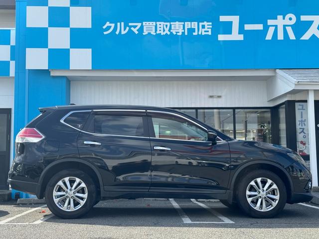 エクストレイル ２０Ｘ　エマージェンシーブレーキパッケージ　純正ナビ　ＥＴＣ　バックカメラ　純正フリップダウン　アイドリングストップ　シートヒーター　合皮シート　ステアリングスイッチ　４ＷＤ　フルセグ視聴　Ｂｌｕｅｔｏｏｈｔ接続（6枚目）