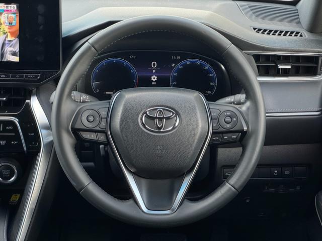 ハリアー Ｇ　１２．３インチオプションナビ　ＥＴＣ２．０　バックカメラ　ハーフレザーシート　デジタルインナーミラー　ワイヤレス充電　電動パーキングブレーキ　クルーズコントロール　フルセグ視聴　Ｂｌｕｅｔｏｏｔｈ接続（18枚目）