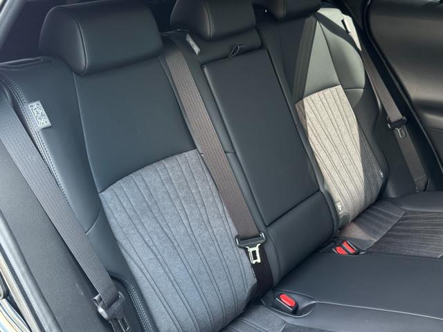 ハリアー Ｇ　１２．３インチオプションナビ　ＥＴＣ２．０　バックカメラ　ハーフレザーシート　デジタルインナーミラー　ワイヤレス充電　電動パーキングブレーキ　クルーズコントロール　フルセグ視聴　Ｂｌｕｅｔｏｏｔｈ接続（20枚目）