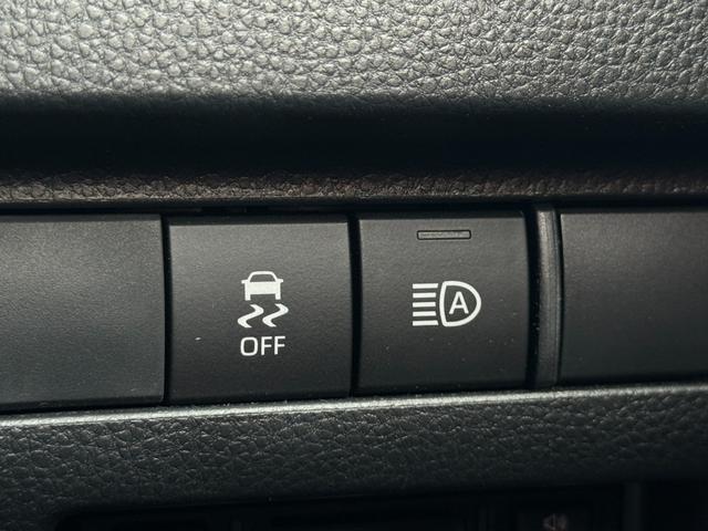 ハリアー Ｇ　１２．３インチオプションナビ　ＥＴＣ２．０　バックカメラ　ハーフレザーシート　デジタルインナーミラー　ワイヤレス充電　電動パーキングブレーキ　クルーズコントロール　フルセグ視聴　Ｂｌｕｅｔｏｏｔｈ接続（30枚目）