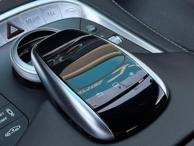 Sクラス S400hエクスクルーシブ 純正ナビ ETC 全方位カメラ パノラマルーフ 黒革シート AMGアルミホイール 全席シートヒーター シートクーラー 左ハンドル パワーバックドア フルセグ視聴 Bluetooth接続(37枚目)