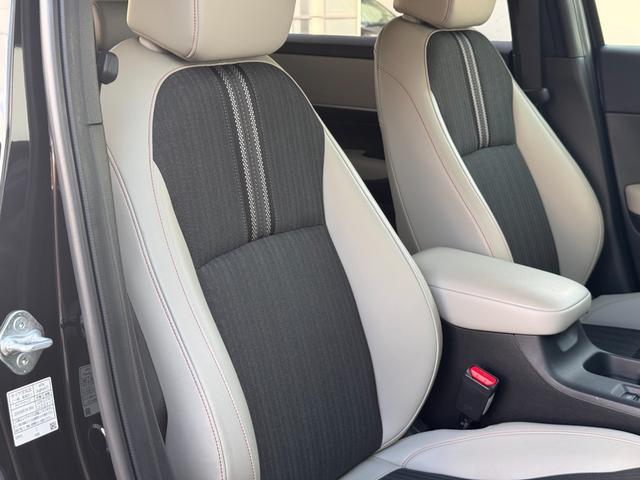 ヴェゼル ｅ：ＨＥＶ　ＰＬａＹ　純正ナビ　ＥＴＣ２．０　バックカメラ　純正Ｄオプションエアロ　シートヒーター　ハーフレザーシート　ステアリングヒーター　クルーズコントロール　ワイヤレス充電　フルセグ視聴　Ｂｌｕｅｔｏｏｈ接続（12枚目）