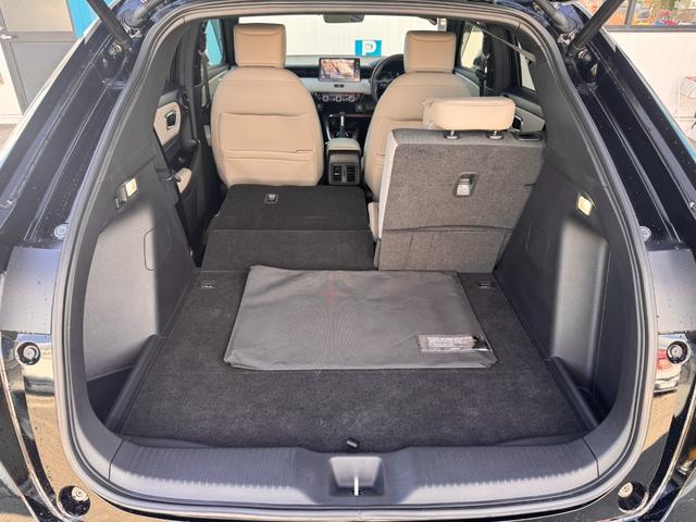 ヴェゼル ｅ：ＨＥＶ　ＰＬａＹ　純正ナビ　ＥＴＣ２．０　バックカメラ　純正Ｄオプションエアロ　シートヒーター　ハーフレザーシート　ステアリングヒーター　クルーズコントロール　ワイヤレス充電　フルセグ視聴　Ｂｌｕｅｔｏｏｈ接続（24枚目）