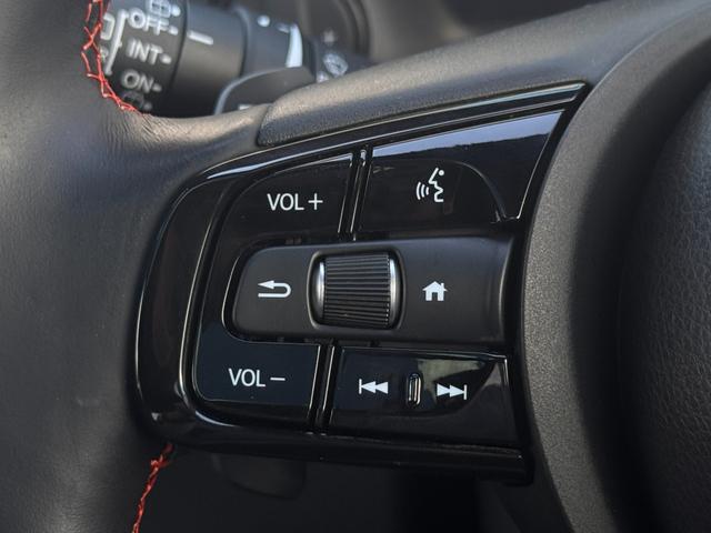 ヴェゼル ｅ：ＨＥＶ　ＰＬａＹ　純正ナビ　ＥＴＣ２．０　バックカメラ　純正Ｄオプションエアロ　シートヒーター　ハーフレザーシート　ステアリングヒーター　クルーズコントロール　ワイヤレス充電　フルセグ視聴　Ｂｌｕｅｔｏｏｈ接続（34枚目）