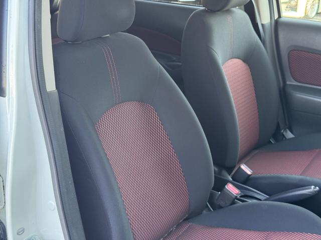 ノート ニスモ　純正ナビ　ＥＴＣ　バックカメラ　アイドリングストップ　電動電格ミラー　プッシュスタート　ニスモ専用ステアリング　専用アルミホイール　ワンオーナー車　Ｂｌｕｅｔｏｏｔｈ接続（12枚目）