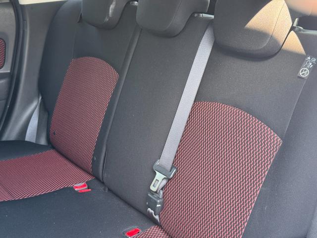 ノート ニスモ　純正ナビ　ＥＴＣ　バックカメラ　アイドリングストップ　電動電格ミラー　プッシュスタート　ニスモ専用ステアリング　専用アルミホイール　ワンオーナー車　Ｂｌｕｅｔｏｏｔｈ接続（21枚目）