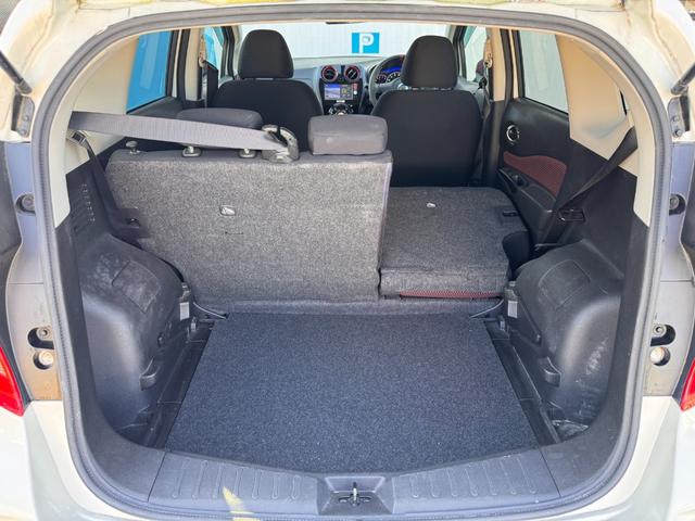 ノート ニスモ　純正ナビ　ＥＴＣ　バックカメラ　アイドリングストップ　電動電格ミラー　プッシュスタート　ニスモ専用ステアリング　専用アルミホイール　ワンオーナー車　Ｂｌｕｅｔｏｏｔｈ接続（23枚目）