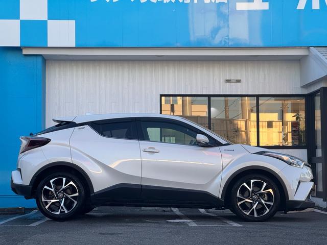 C-HR G 純正9インチナビ ETC バックカメラ ハーフレザーシート 電動パーキングブレーキ クルーズコントロール ステアリングスイッチ シートヒーター Bluetooth接続 フルセグ視聴(6枚目)