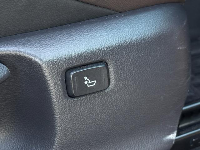 C-HR G 純正9インチナビ ETC バックカメラ ハーフレザーシート 電動パーキングブレーキ クルーズコントロール ステアリングスイッチ シートヒーター Bluetooth接続 フルセグ視聴(27枚目)