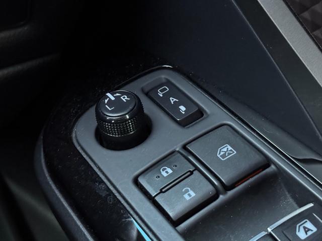 C-HR G 純正9インチナビ ETC バックカメラ ハーフレザーシート 電動パーキングブレーキ クルーズコントロール ステアリングスイッチ シートヒーター Bluetooth接続 フルセグ視聴(29枚目)